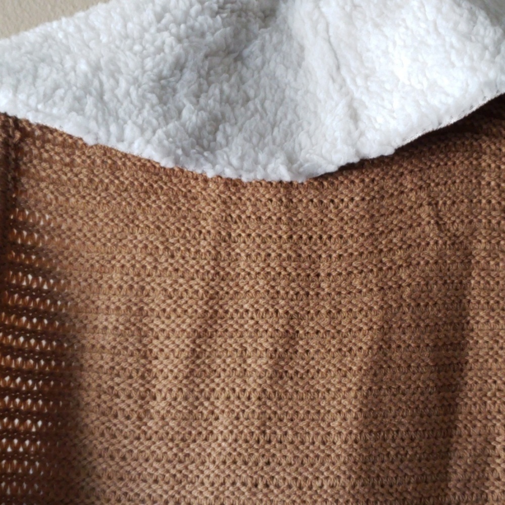 Vest - Picture 5 of 7